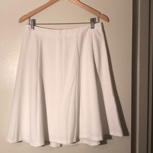 Brand new! White linen skirt w/ lining underneath